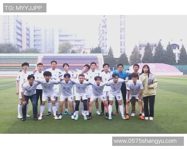 中泰足球赛激情对决展现两国友谊与体育精神的精彩瞬间