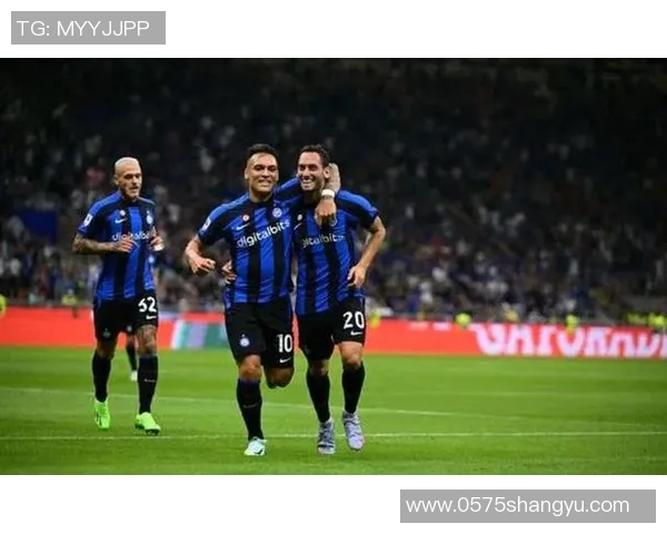 意甲前四球队积分紧咬争冠形势白热化三足鼎立局面再现 意甲前四球队积分紧咬争冠形势白热化三足鼎立局面再现